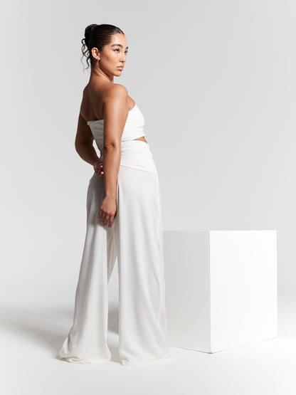 Chic and Comfortable: The pleated wide-leg design adds a touch of sophistication to your outfit while providing comfort and ease of movement. Whether you're dressing up for a special occasion or keeping it casual, these trousers effortlessly adapt to your style. High Waisted Wide Leg Flared Pleated Pants